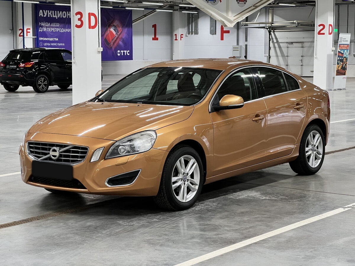 Volvo S60 с пробегом — 2012 год. Посмотреть фото