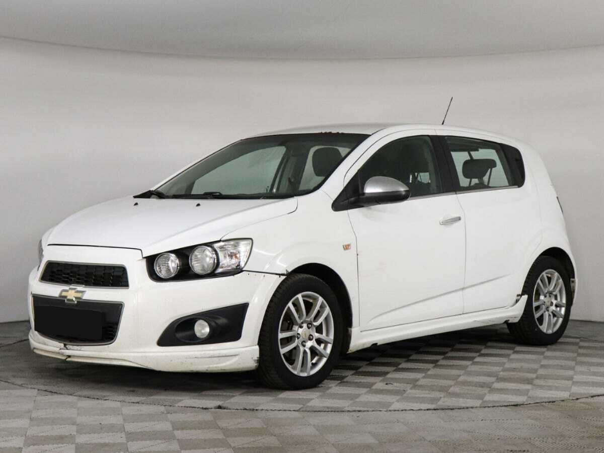 Chevrolet Aveo с пробегом — 2014 год. Фото: #0