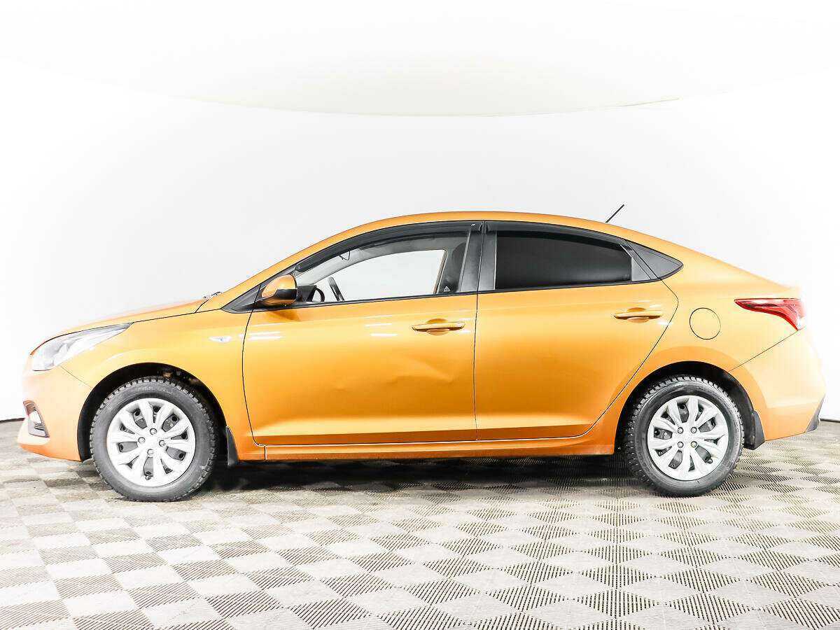 Hyundai Solaris с пробегом — 2017 год. Фото: #7