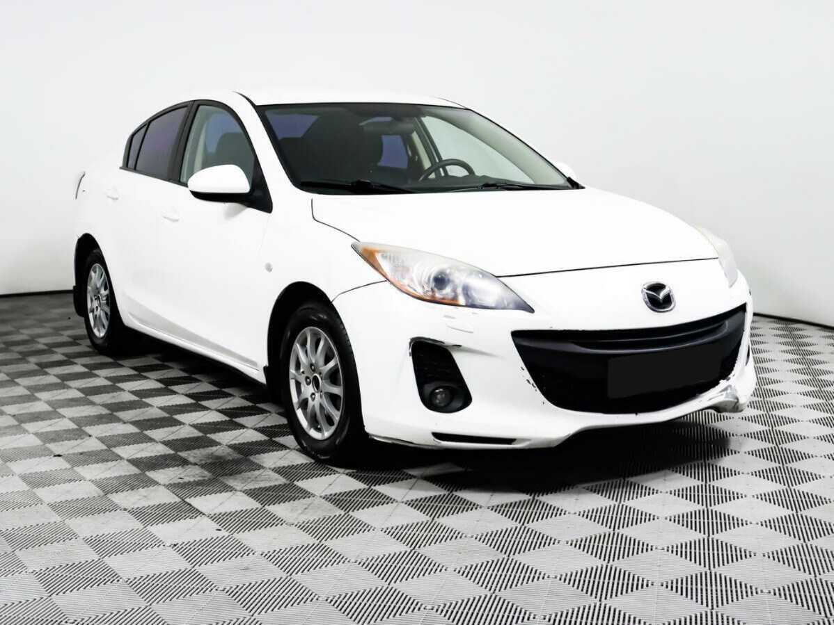 Mazda 3 с пробегом — 2012 год. Фото: #2