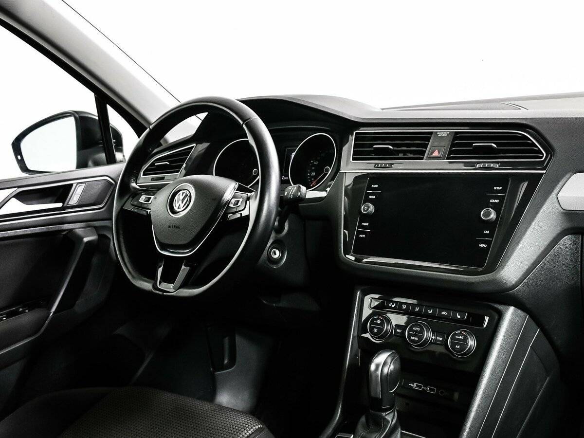 Volkswagen Tiguan с пробегом — 2020 год. Фото: #8