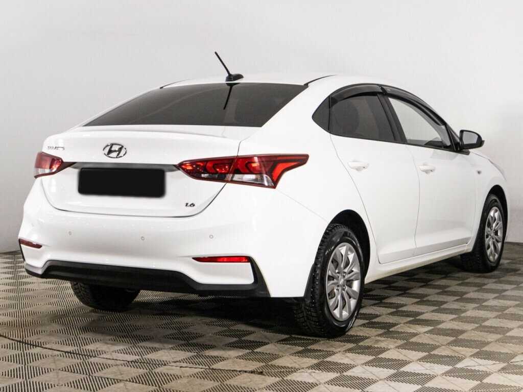 Hyundai Solaris с пробегом — 2017 год. Фото: #4