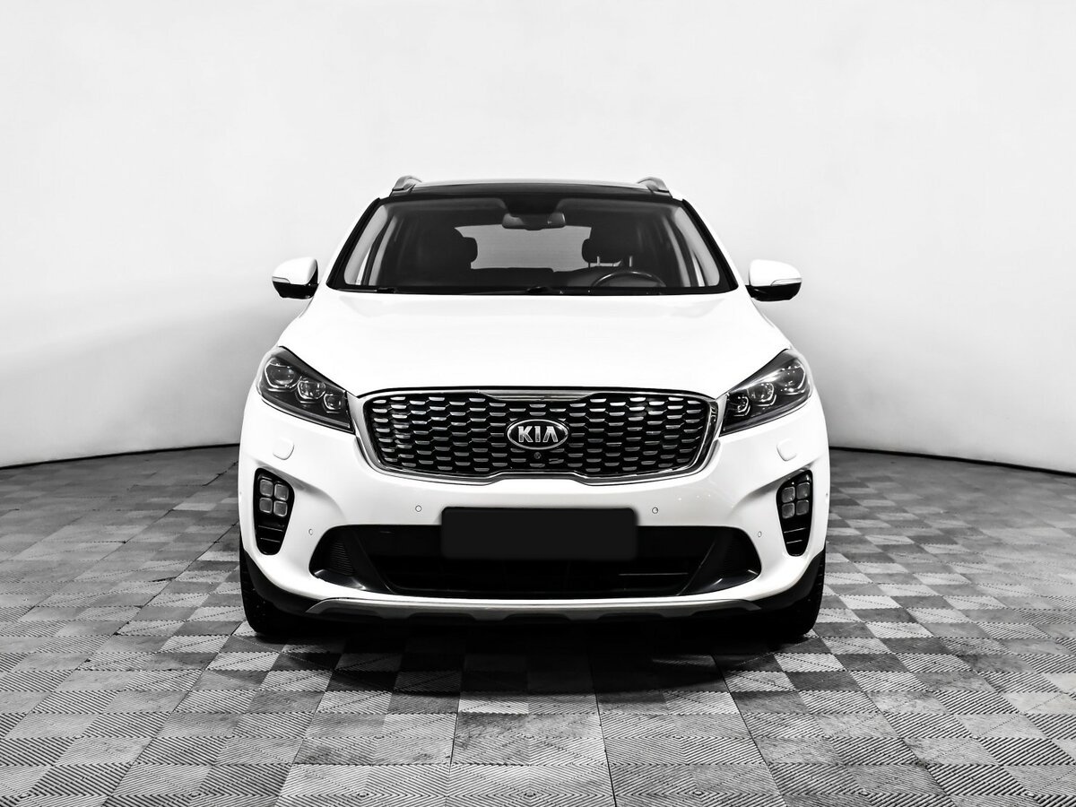 Kia Sorento с пробегом — 2018 год. Фото: #1