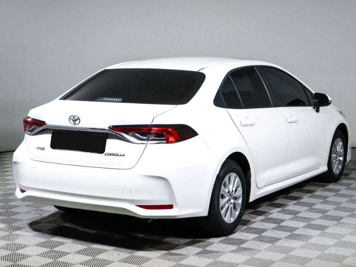Toyota Corolla с пробегом — 2022 год. Фото: #4