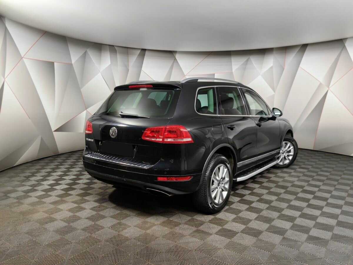 Volkswagen Touareg с пробегом — 2013 год. Фото: #1