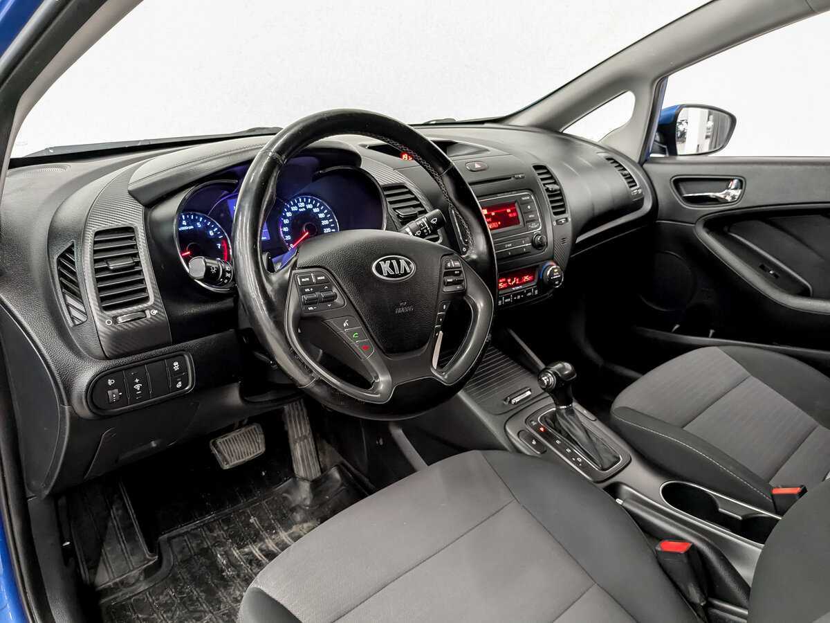 Kia Cerato с пробегом — 2013 год. Фото: #15