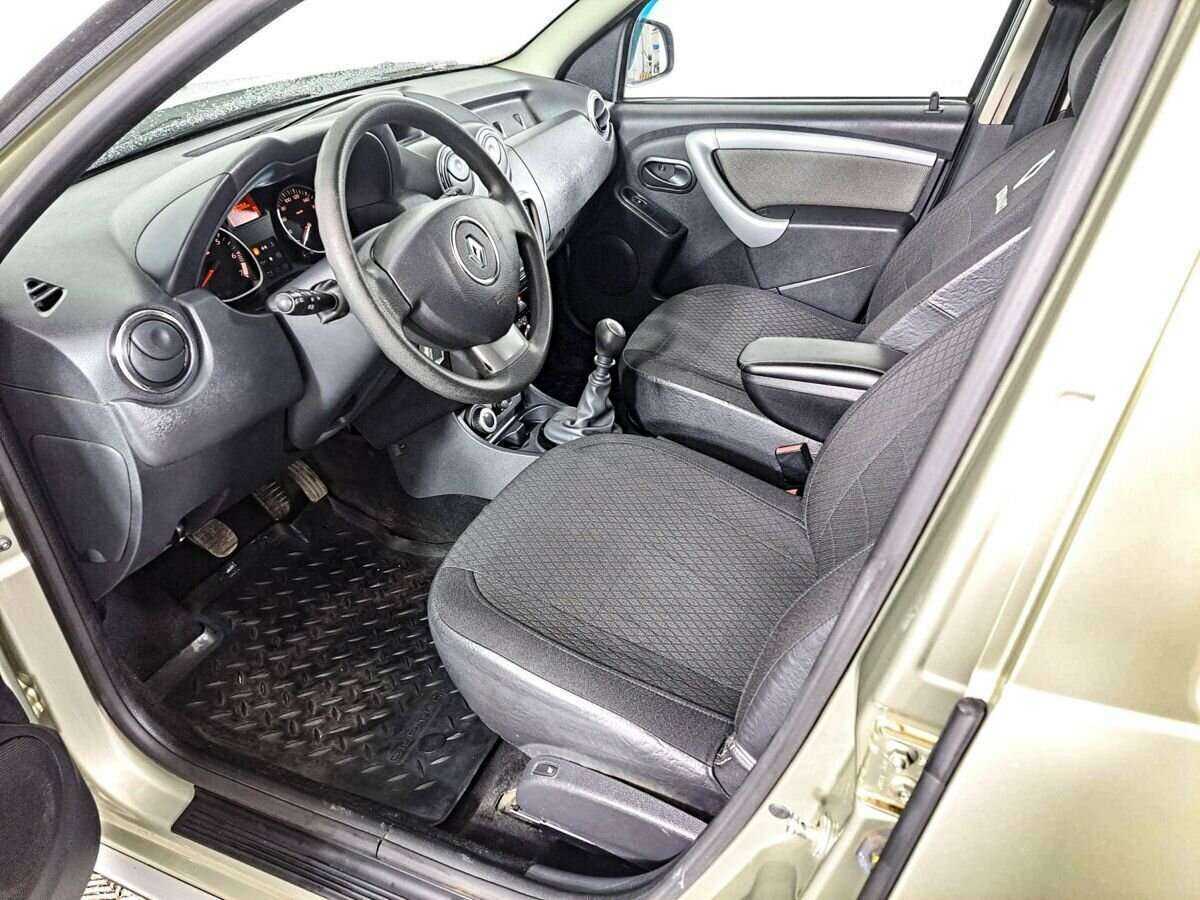Renault Duster с пробегом — 2012 год. Фото: #13