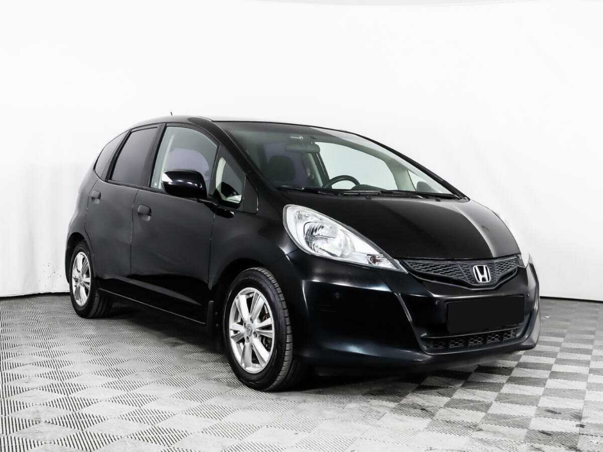 Honda Jazz с пробегом — 2012 год. Фото: #2