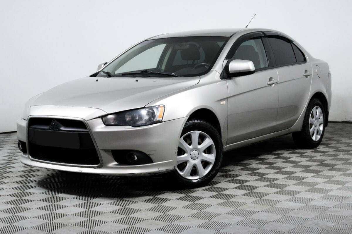 Mitsubishi Lancer с пробегом — 2012 год. Фото: #0