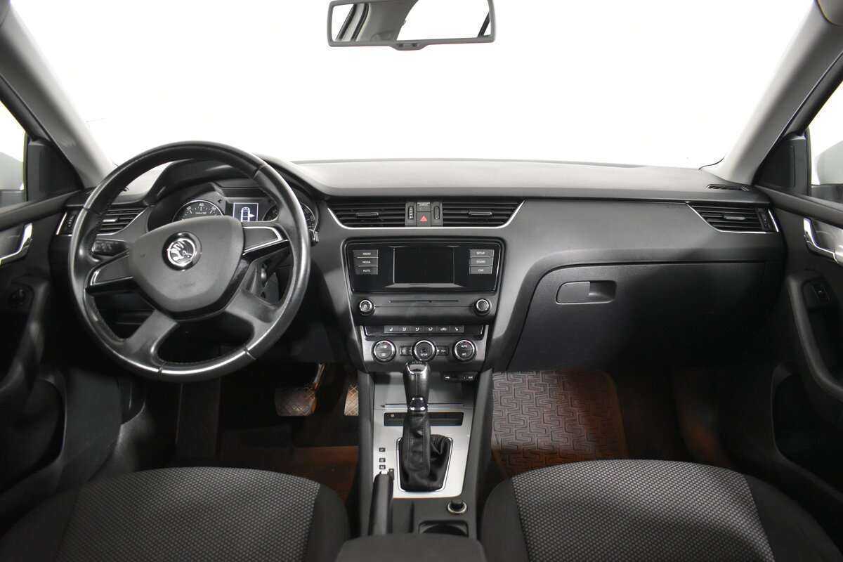 Skoda Octavia с пробегом — 2014 год. Фото: #15