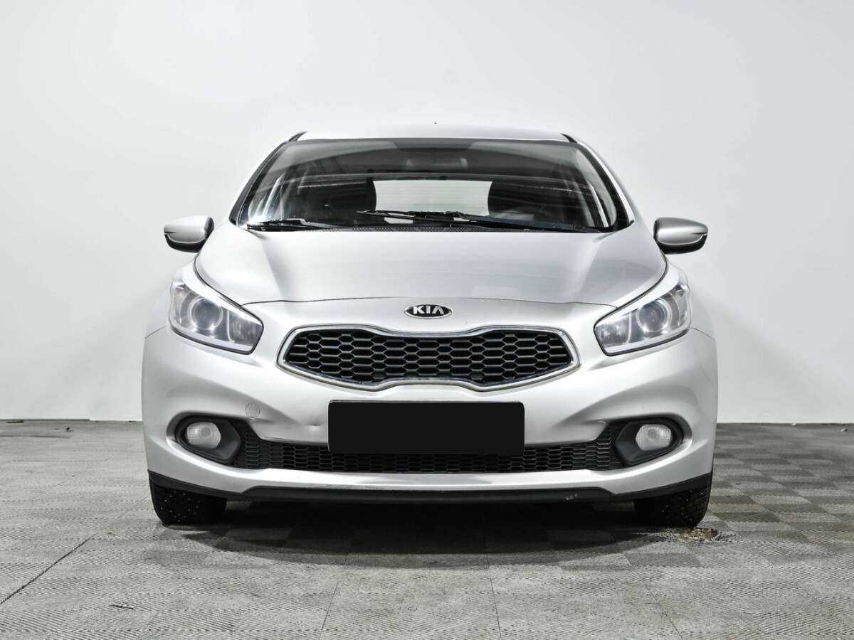 Kia Ceed с пробегом — 2012 год. Фото: #1