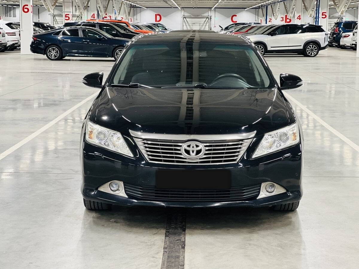 Toyota Camry с пробегом — 2013 год. Фото: #1