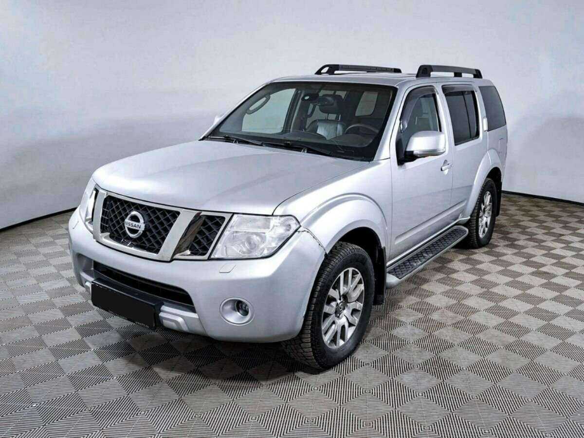 Nissan Pathfinder с пробегом — 2012 год. Фото: #0