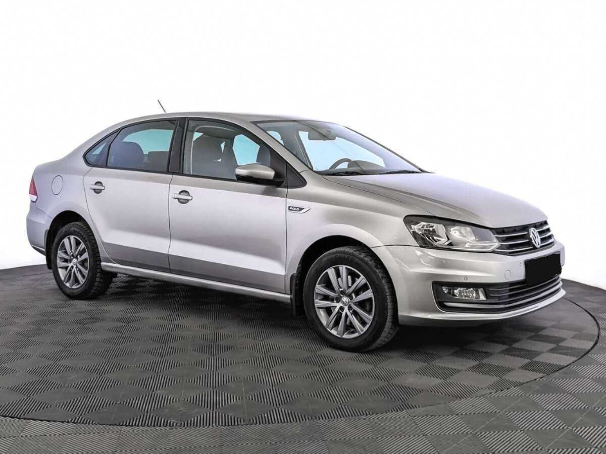 Volkswagen Polo с пробегом — 2020 год. Фото: #2