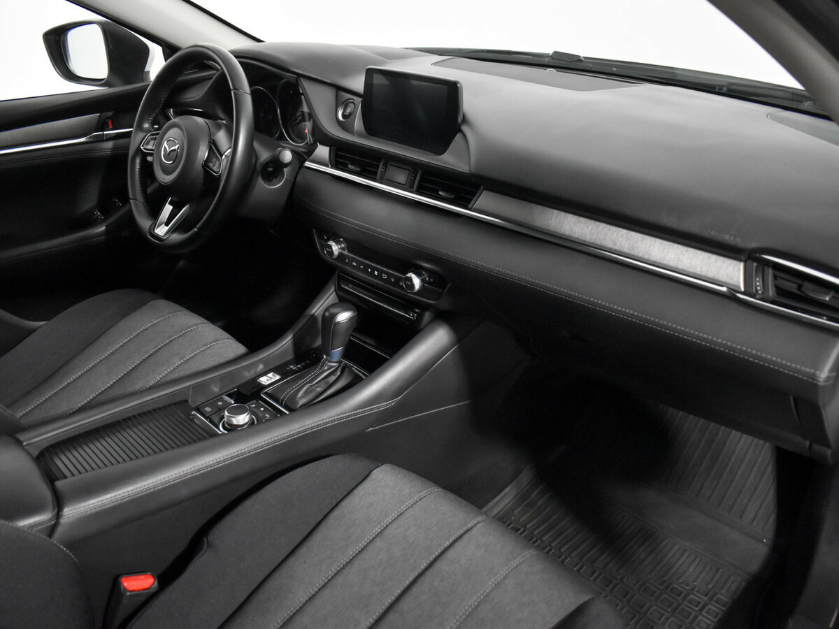 Mazda 6 с пробегом — 2020 год. Фото: #11