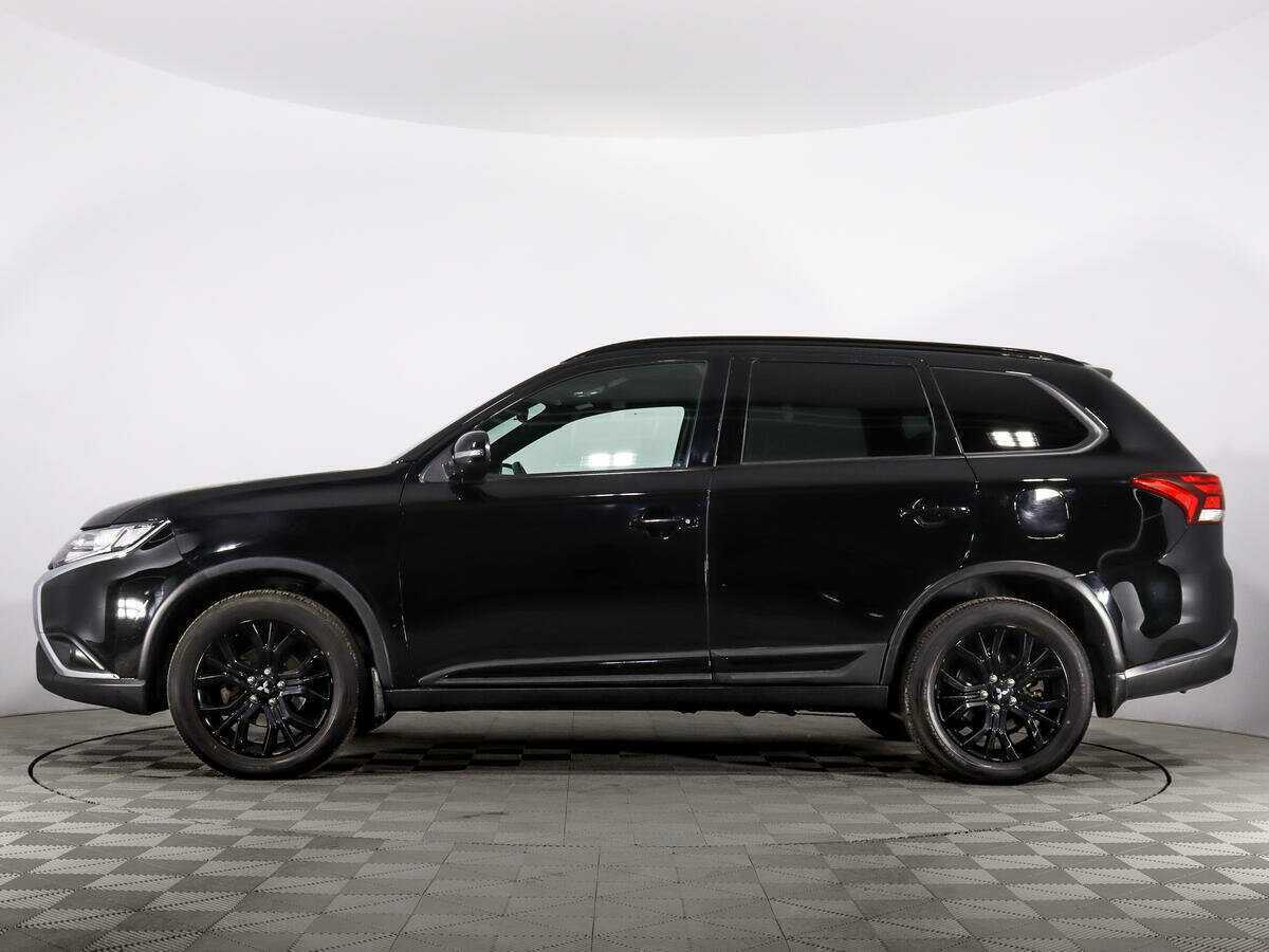 Mitsubishi Outlander с пробегом — 2020 год. Фото: #7