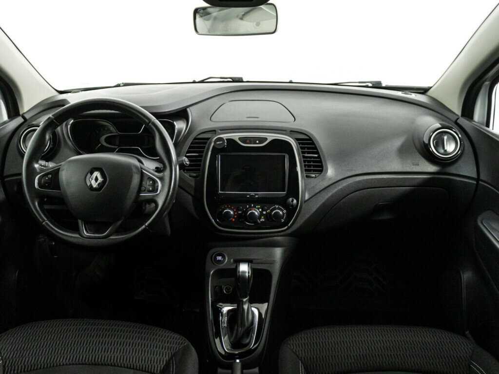 Renault Kaptur с пробегом — 2016 год. Фото: #12