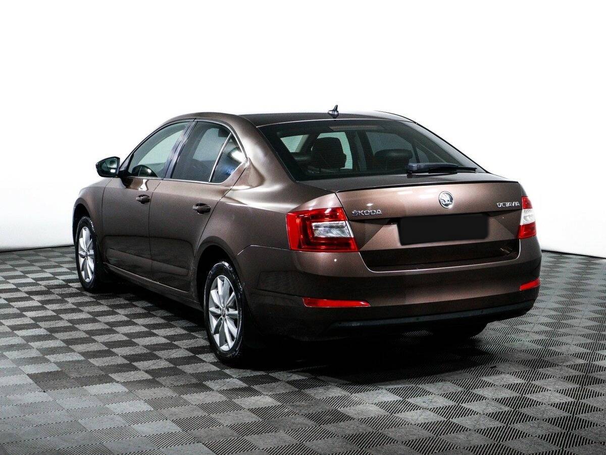 Skoda Octavia с пробегом — 2014 год. Фото: #6