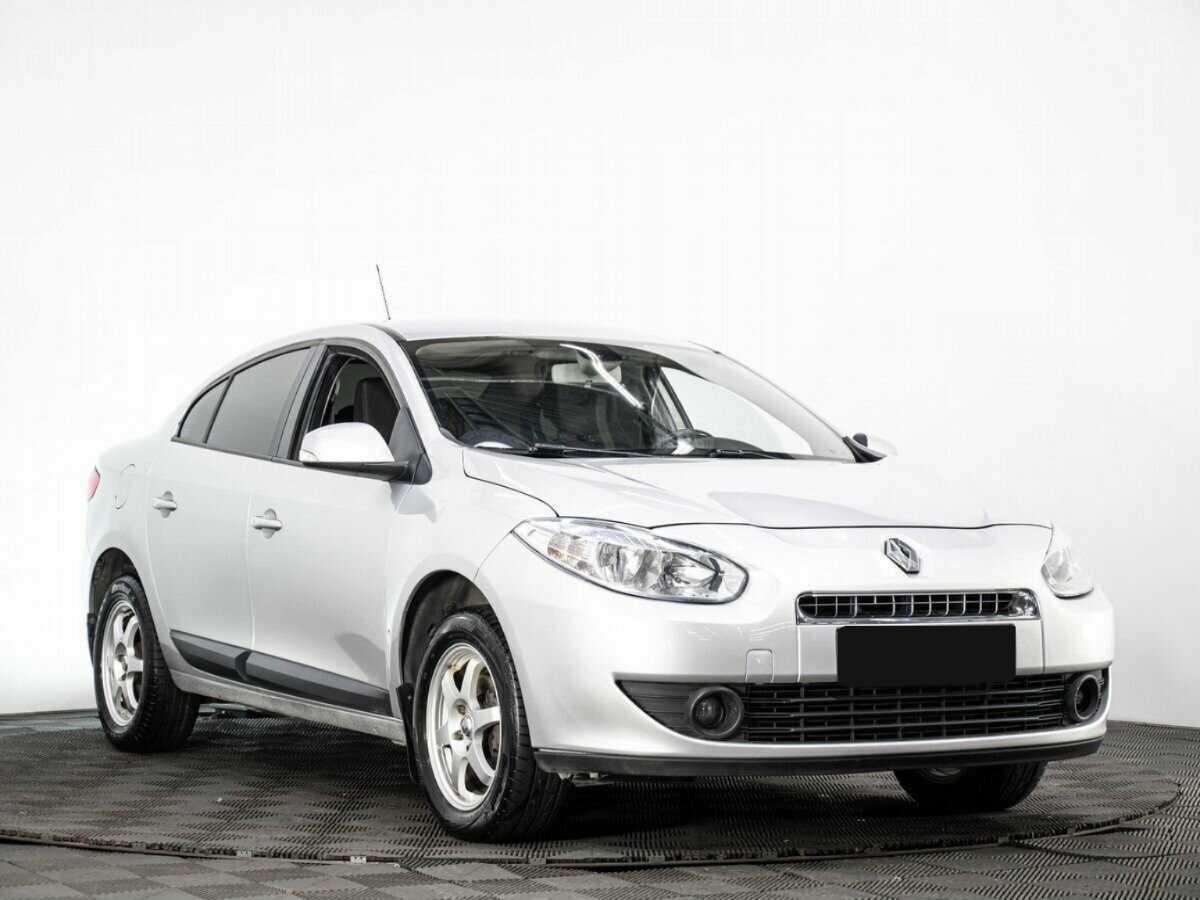 Renault Fluence с пробегом — 2013 год. Фото: #2