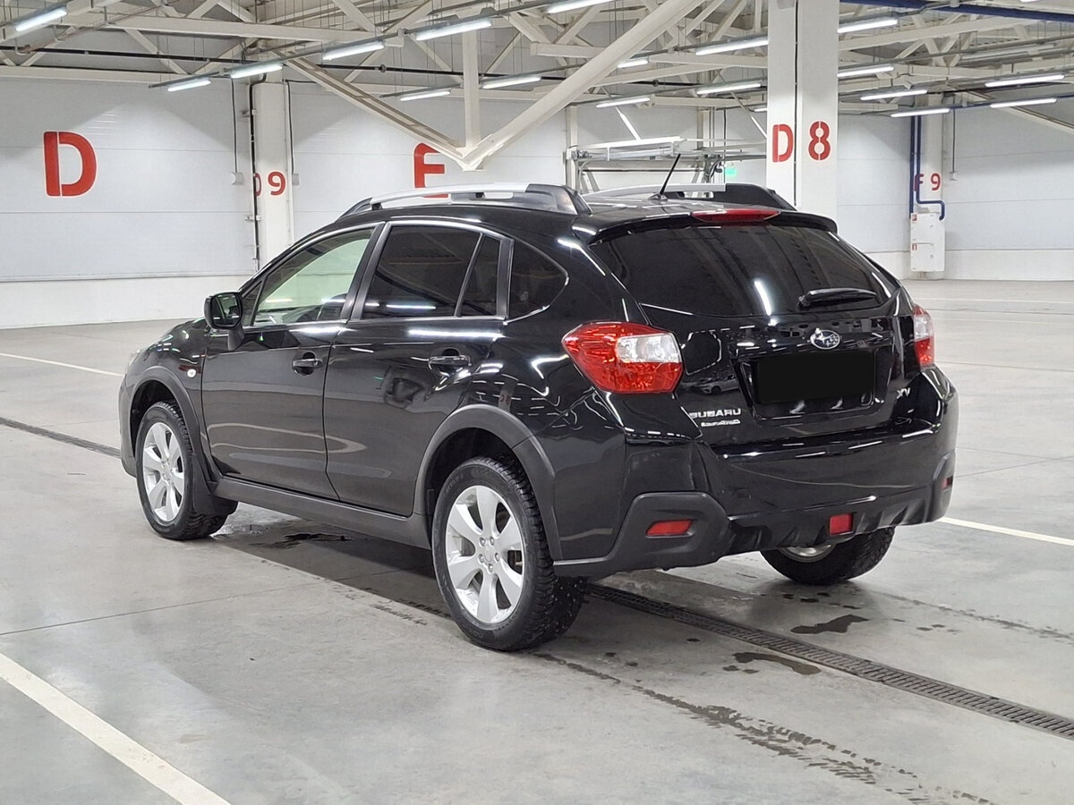 Subaru XV с пробегом — 2012 год. Фото: #6