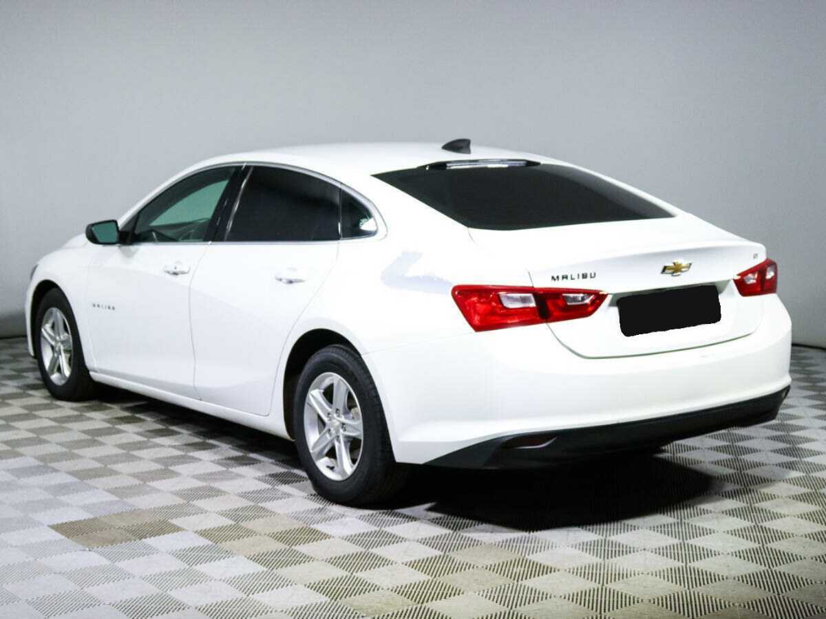 Chevrolet Malibu с пробегом — 2019 год. Фото: #6