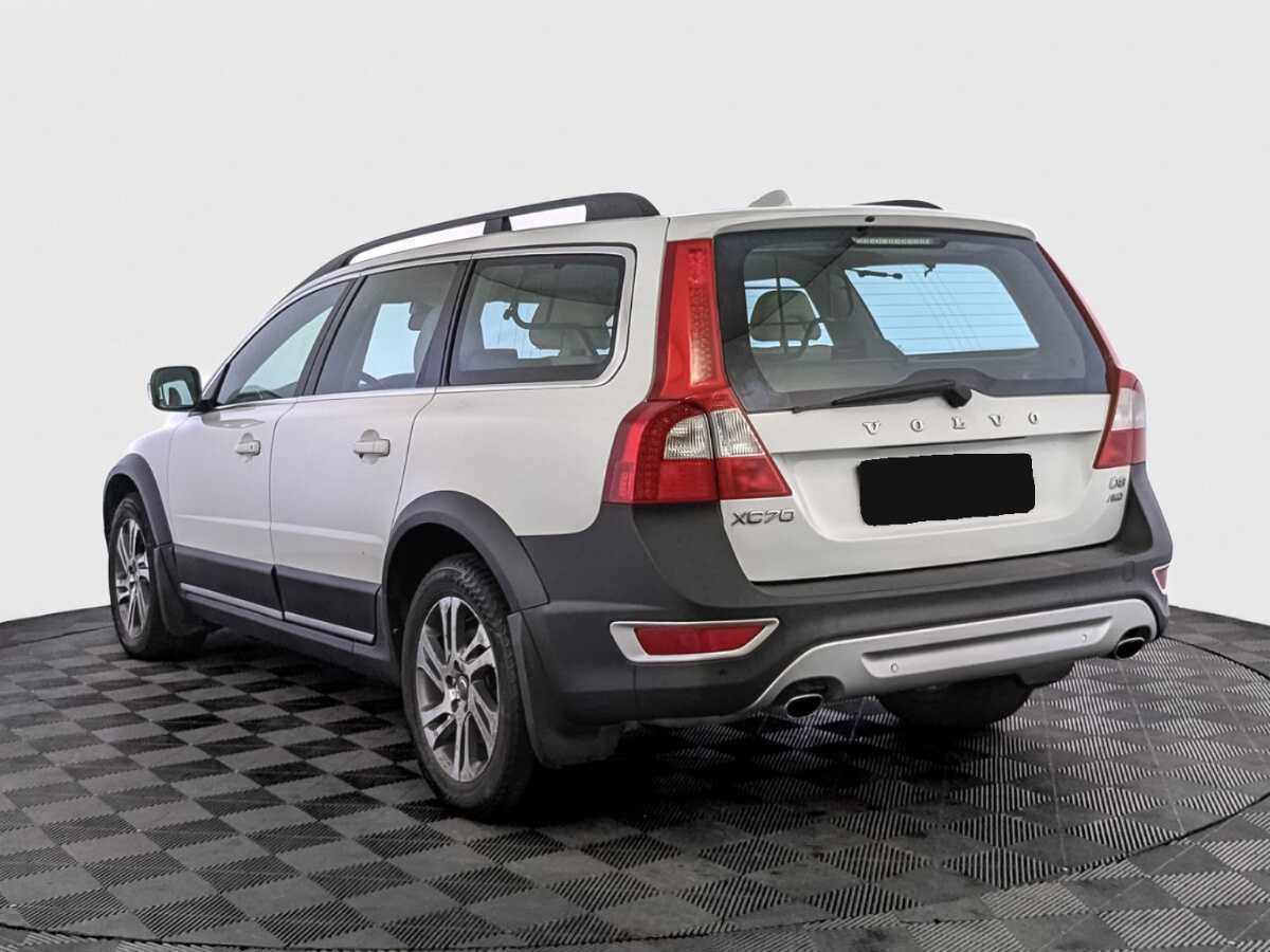 Volvo XC70 с пробегом — 2012 год. Фото: #6