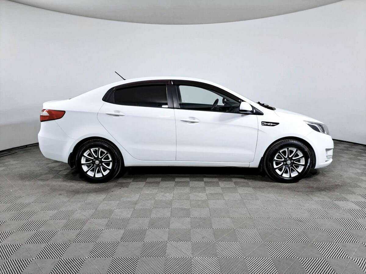 Kia Rio с пробегом — 2014 год. Фото: #3