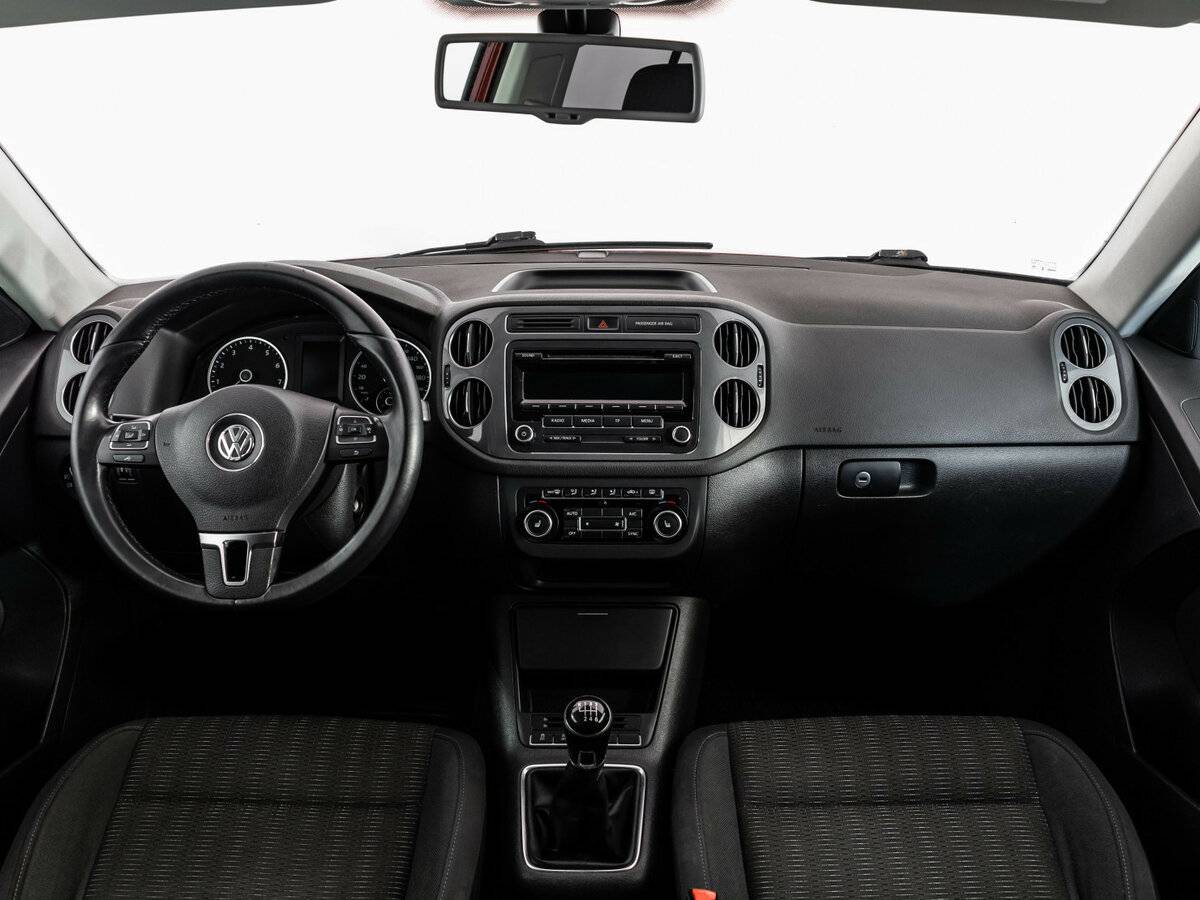 Volkswagen Tiguan с пробегом — 2012 год. Фото: #7
