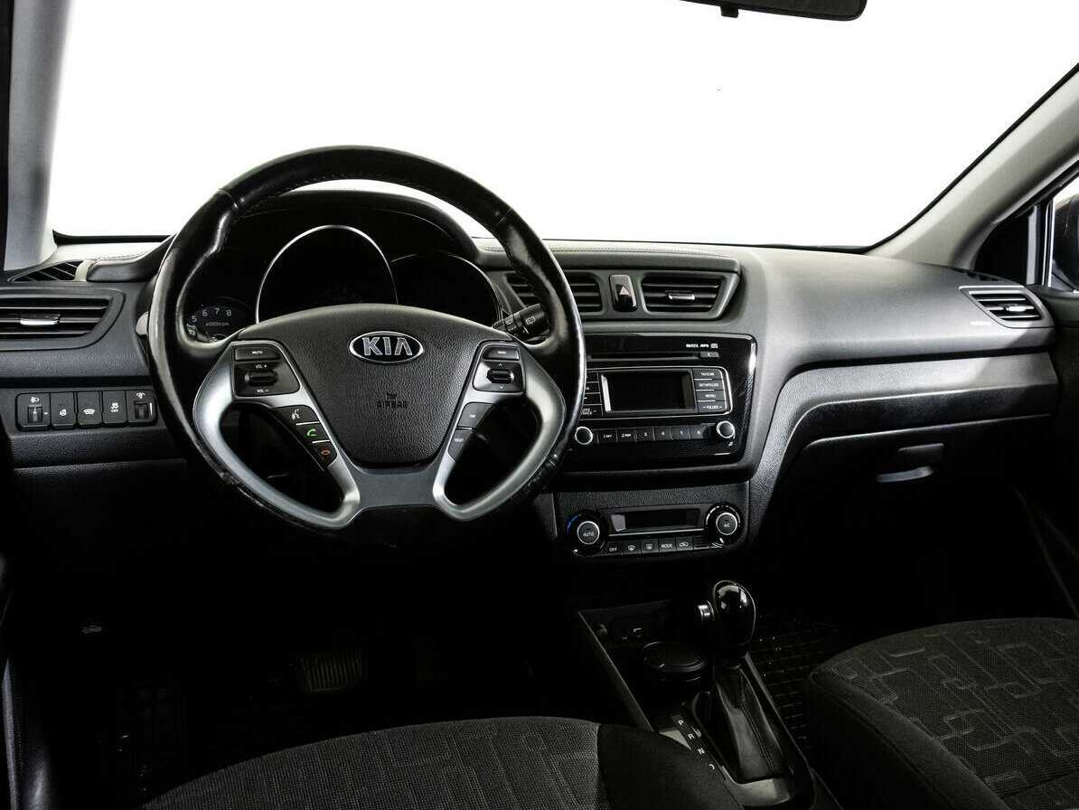Kia Rio с пробегом — 2016 год. Фото: #8
