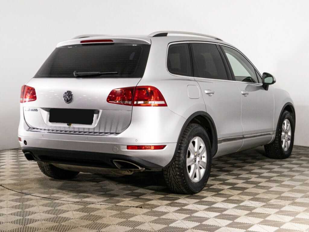 Volkswagen Touareg с пробегом — 2013 год. Фото: #4