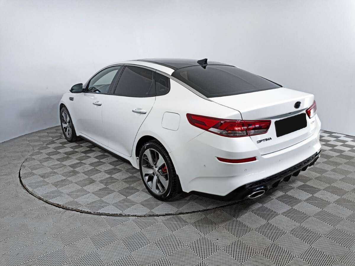 Kia Optima с пробегом — 2018 год. Фото: #6