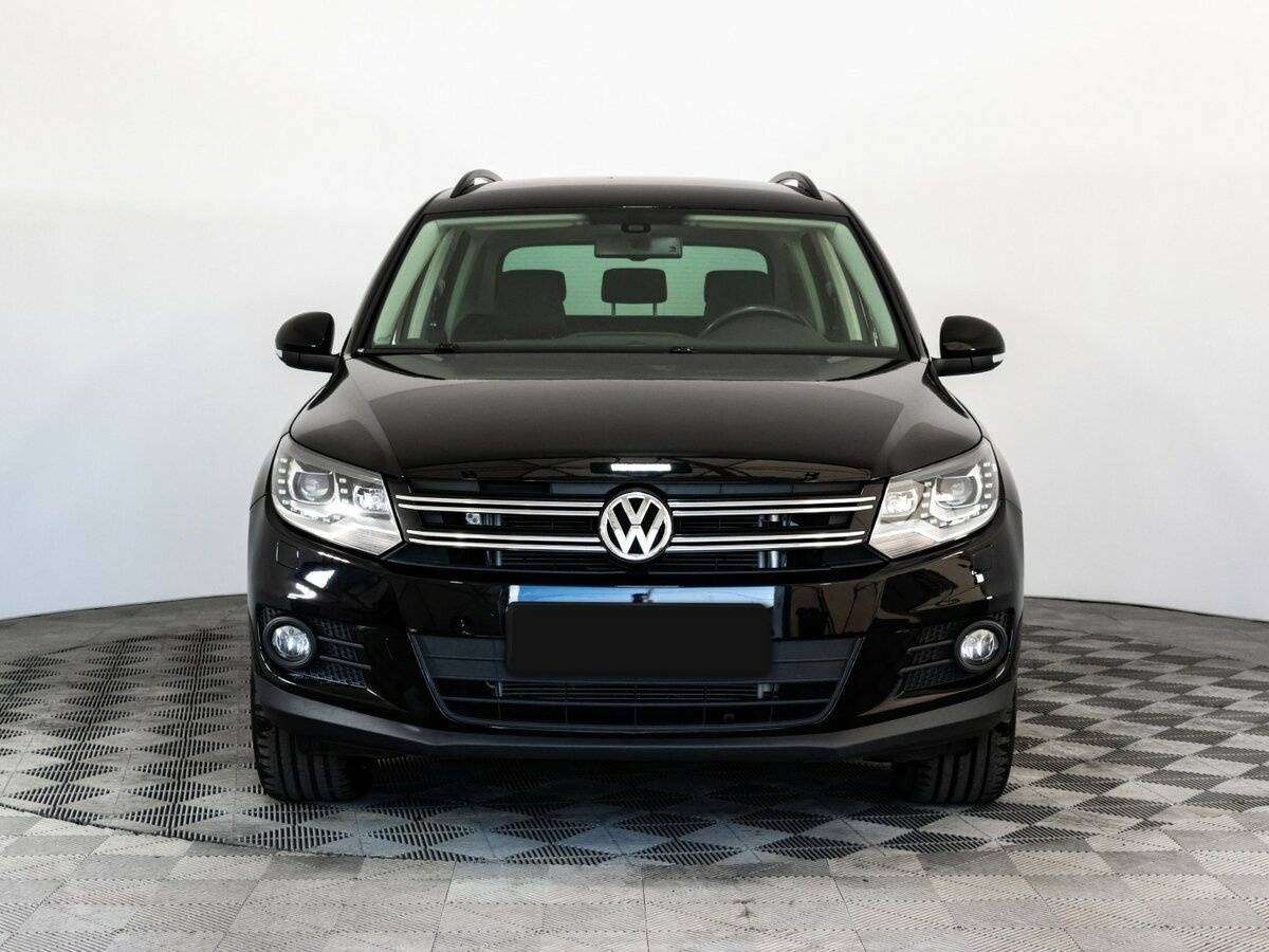 Volkswagen Tiguan с пробегом — 2015 год. Фото: #1