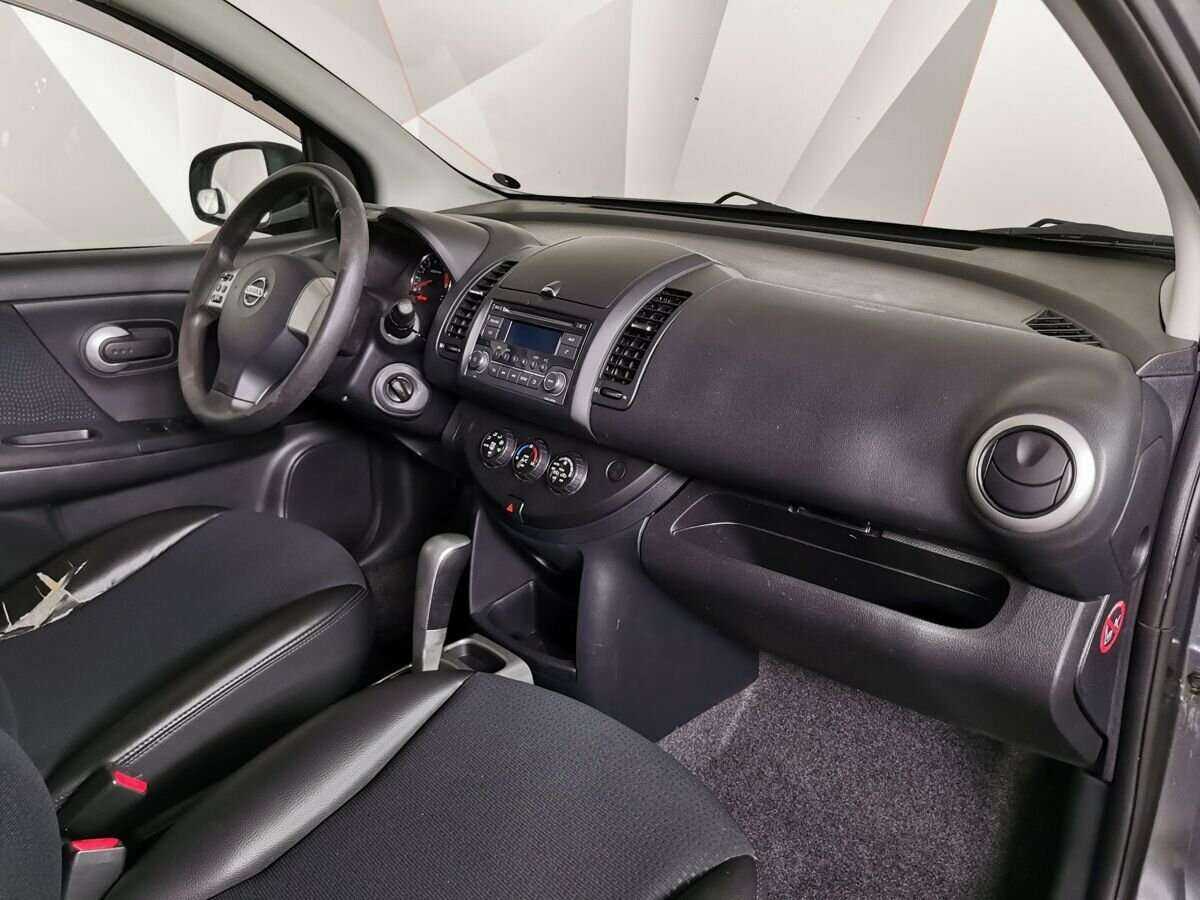 Nissan Note с пробегом — 2012 год. Фото: #9
