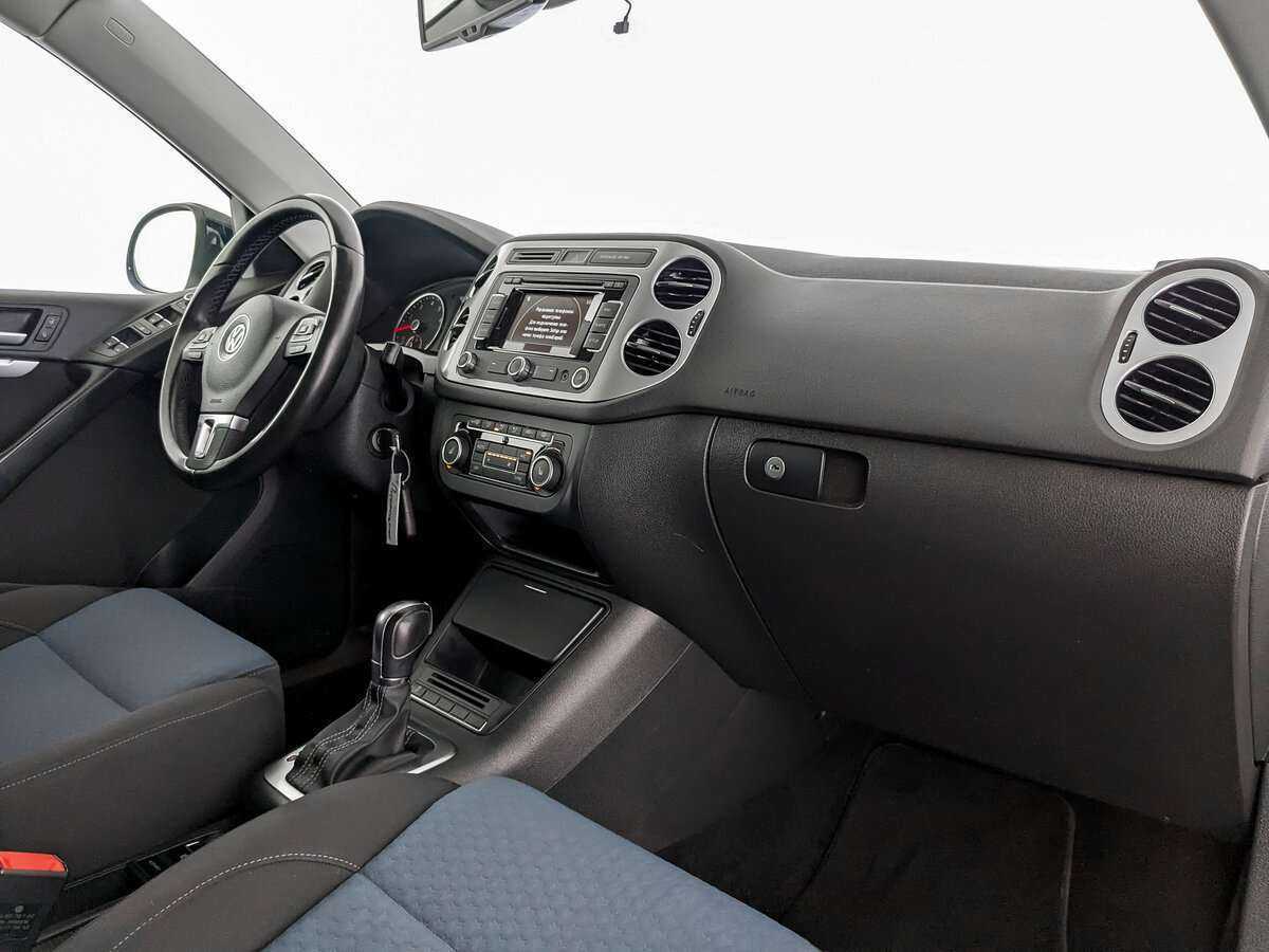 Volkswagen Tiguan с пробегом — 2013 год. Фото: #8