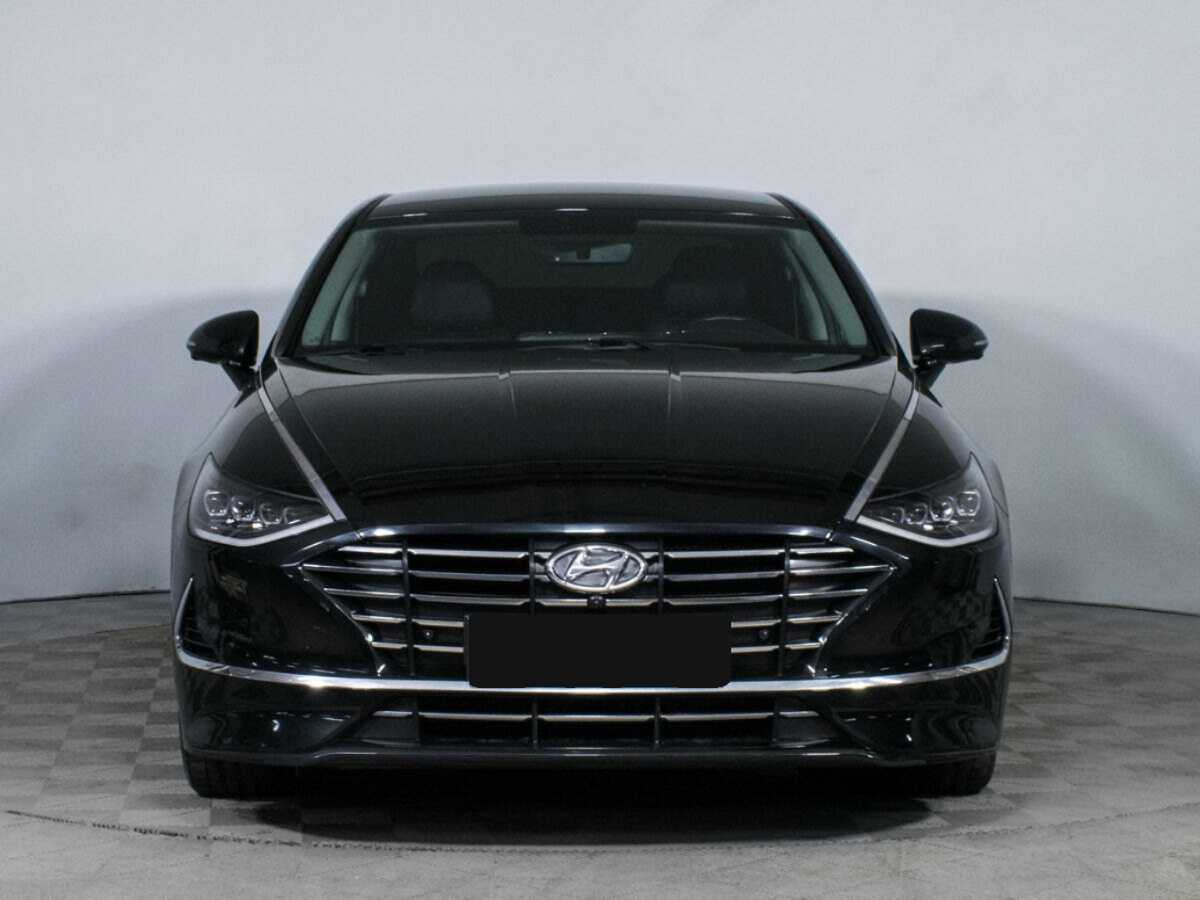 Hyundai Sonata с пробегом — 2021 год. Фото: #1