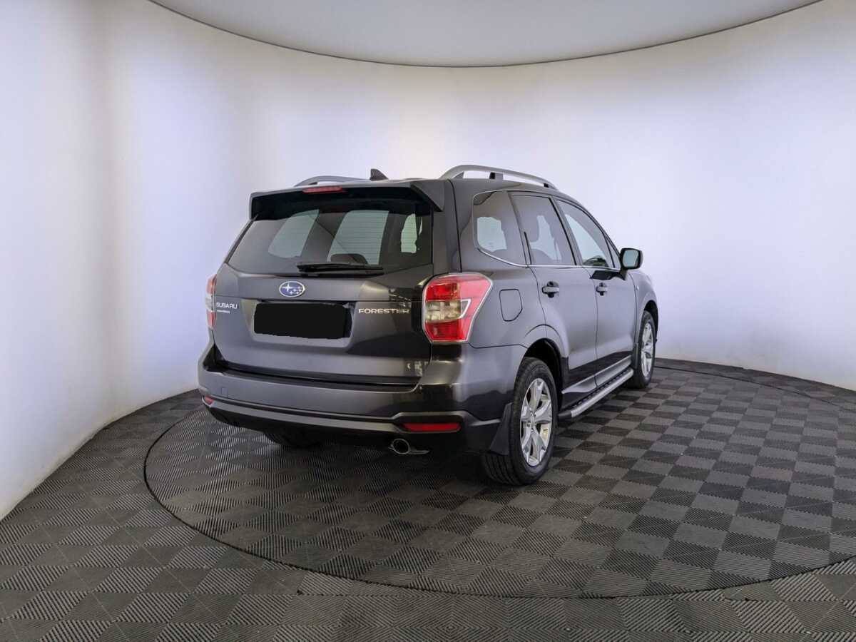 Subaru Forester с пробегом — 2015 год. Фото: #4