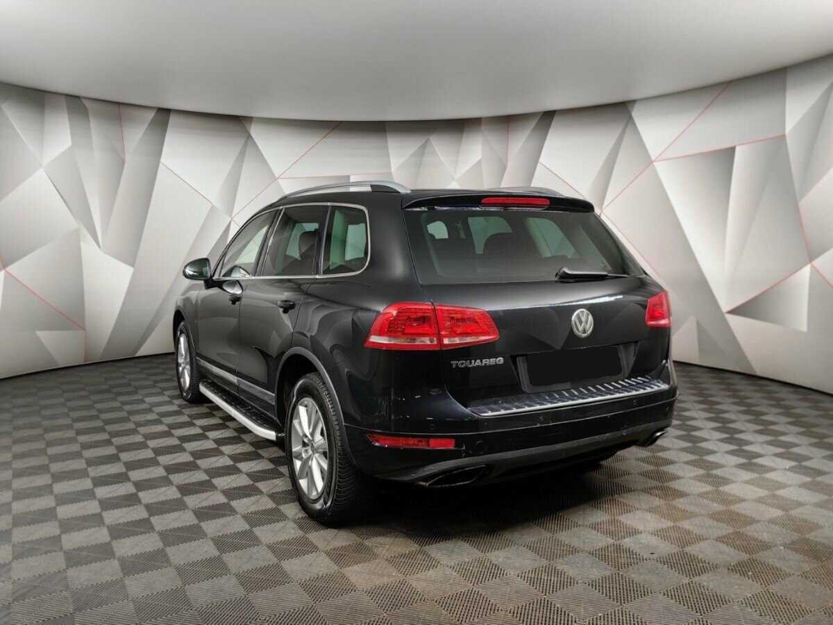 Volkswagen Touareg с пробегом — 2013 год. Фото: #3