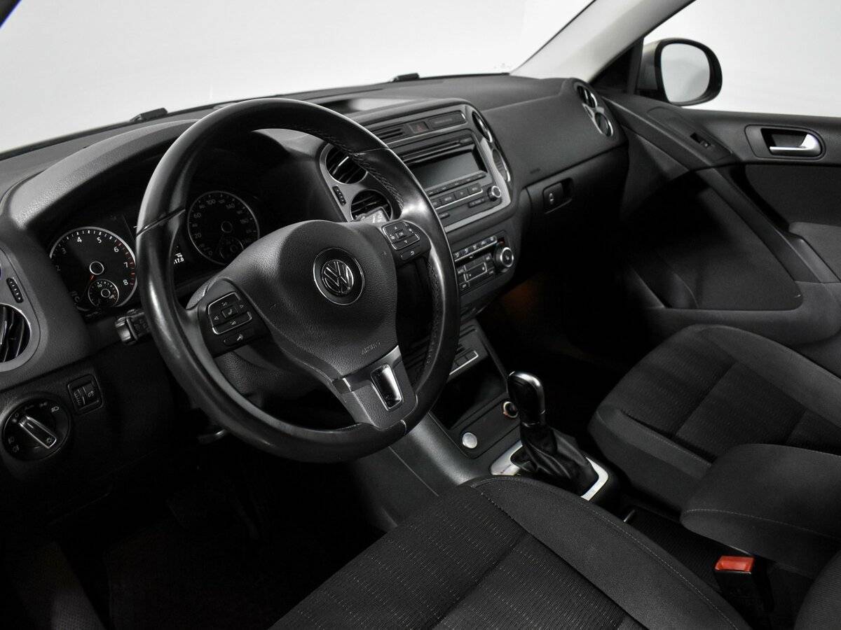 Volkswagen Tiguan с пробегом — 2013 год. Фото: #8