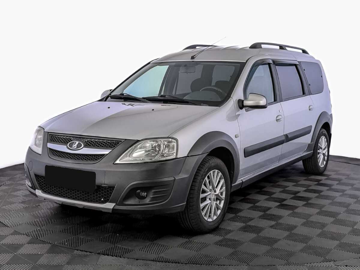Lada (ВАЗ) Largus с пробегом — 2017 год. Посмотреть фото