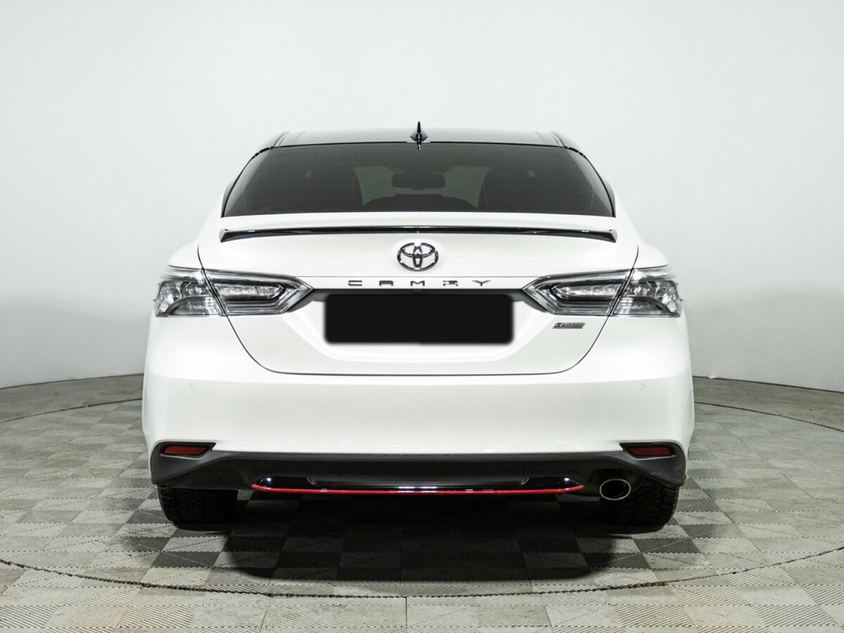 Toyota Camry с пробегом — 2020 год. Фото: #4