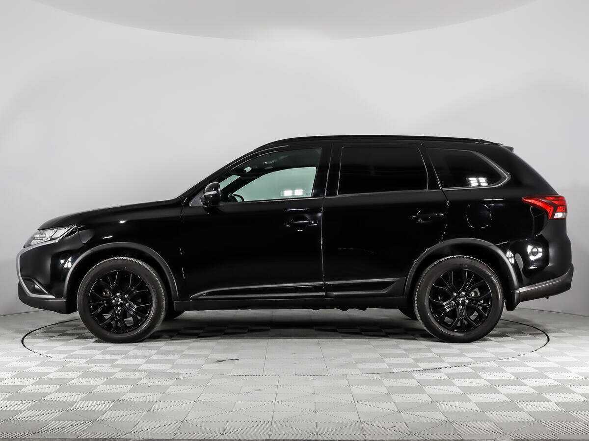 Mitsubishi Outlander с пробегом — 2021 год. Фото: #7