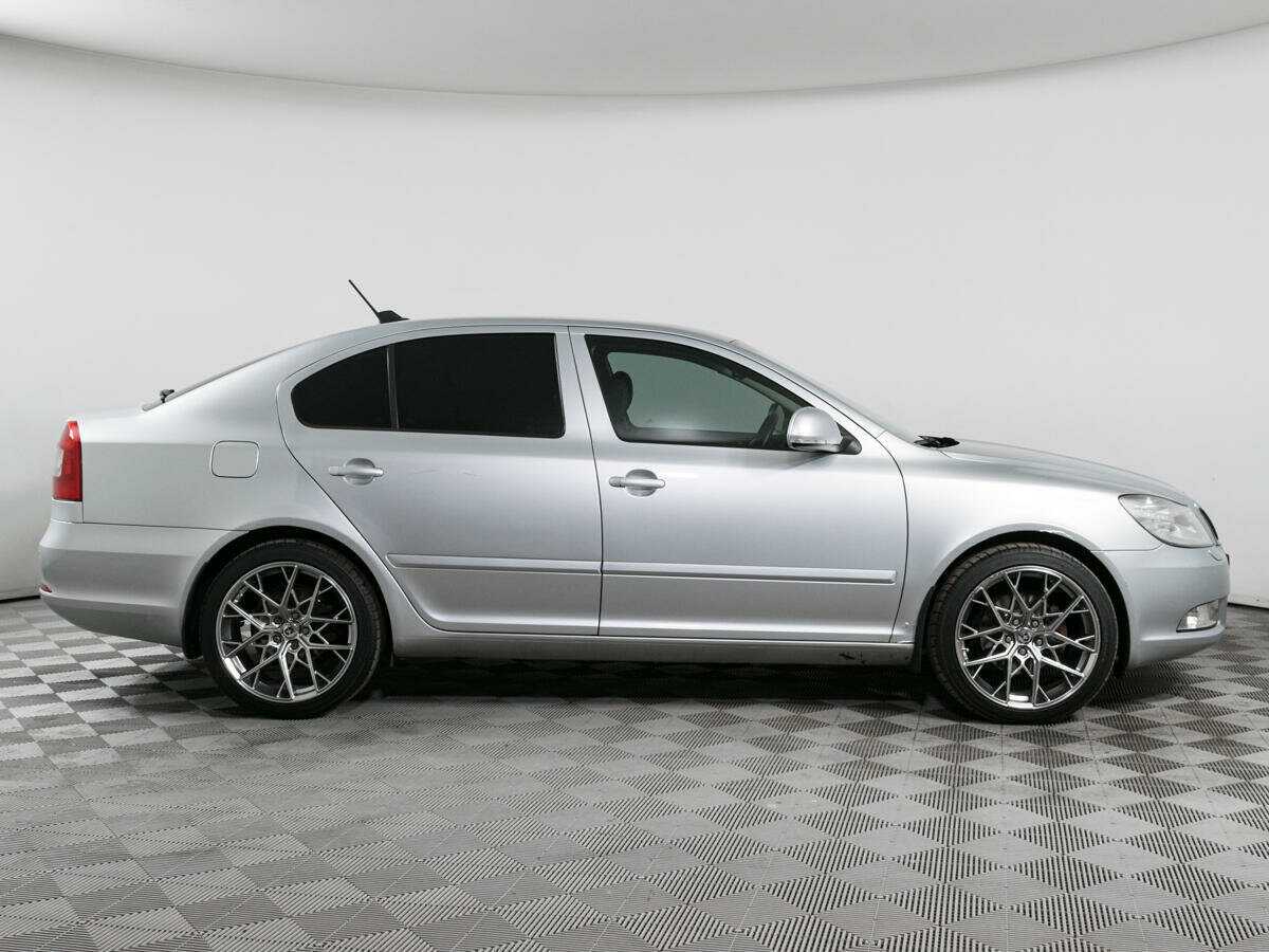 Skoda Octavia с пробегом — 2013 год. Фото: #3