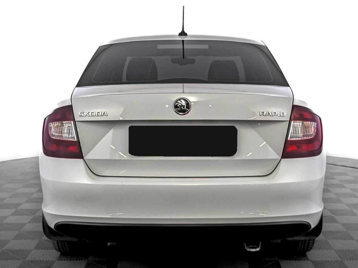 Skoda Rapid с пробегом — 2019 год. Фото: #5