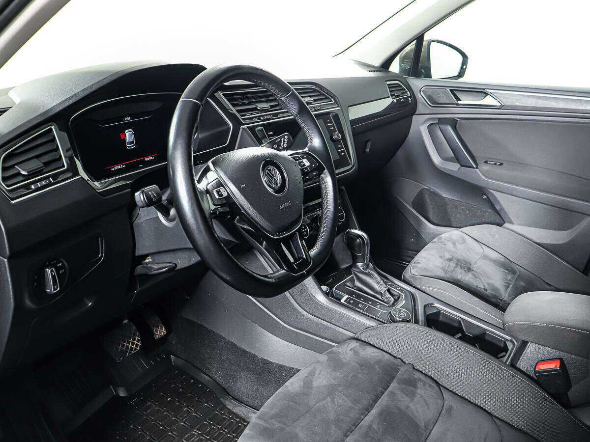 Volkswagen Tiguan с пробегом — 2018 год. Фото: #13