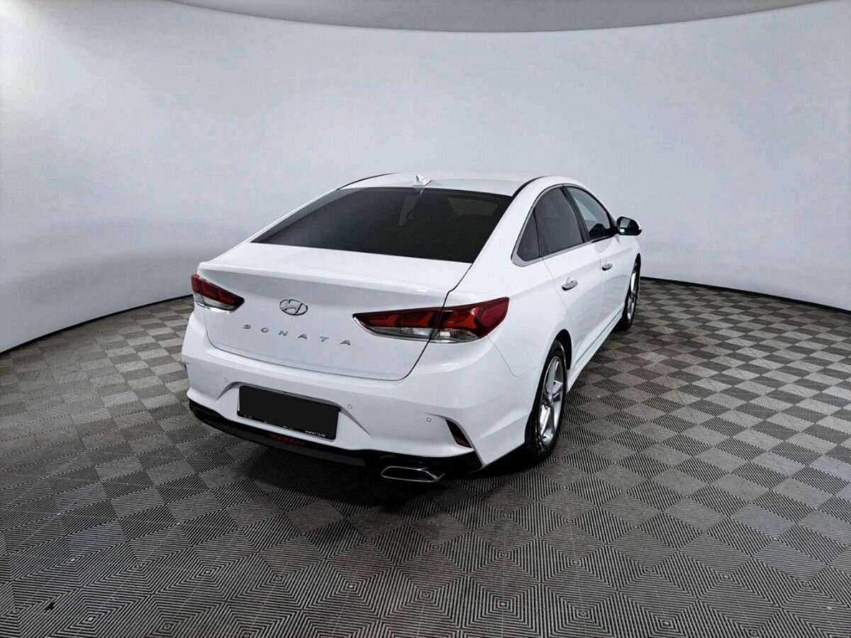 Hyundai Sonata с пробегом — 2018 год. Фото: #4