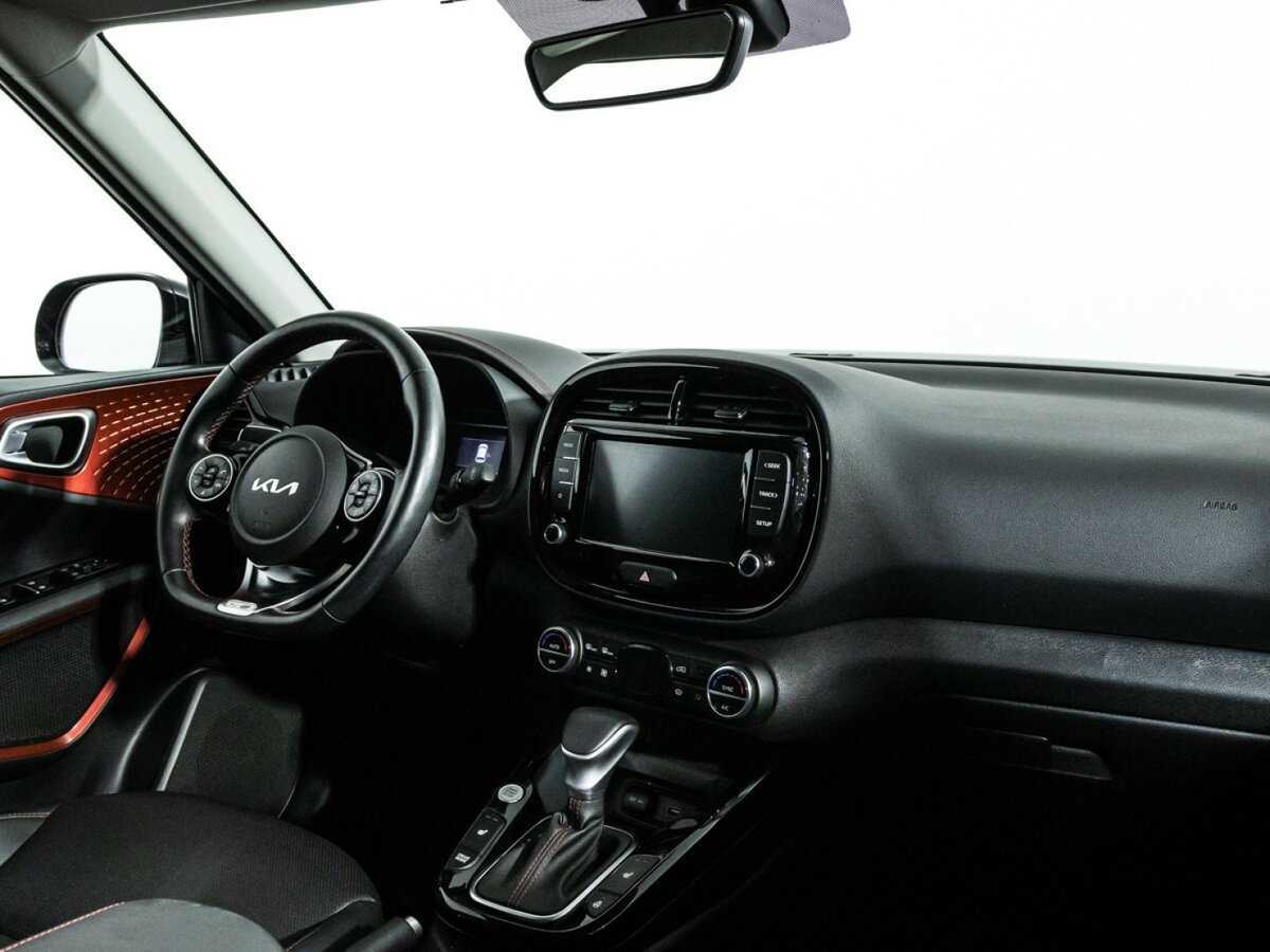 Kia Soul с пробегом — 2022 год. Фото: #8