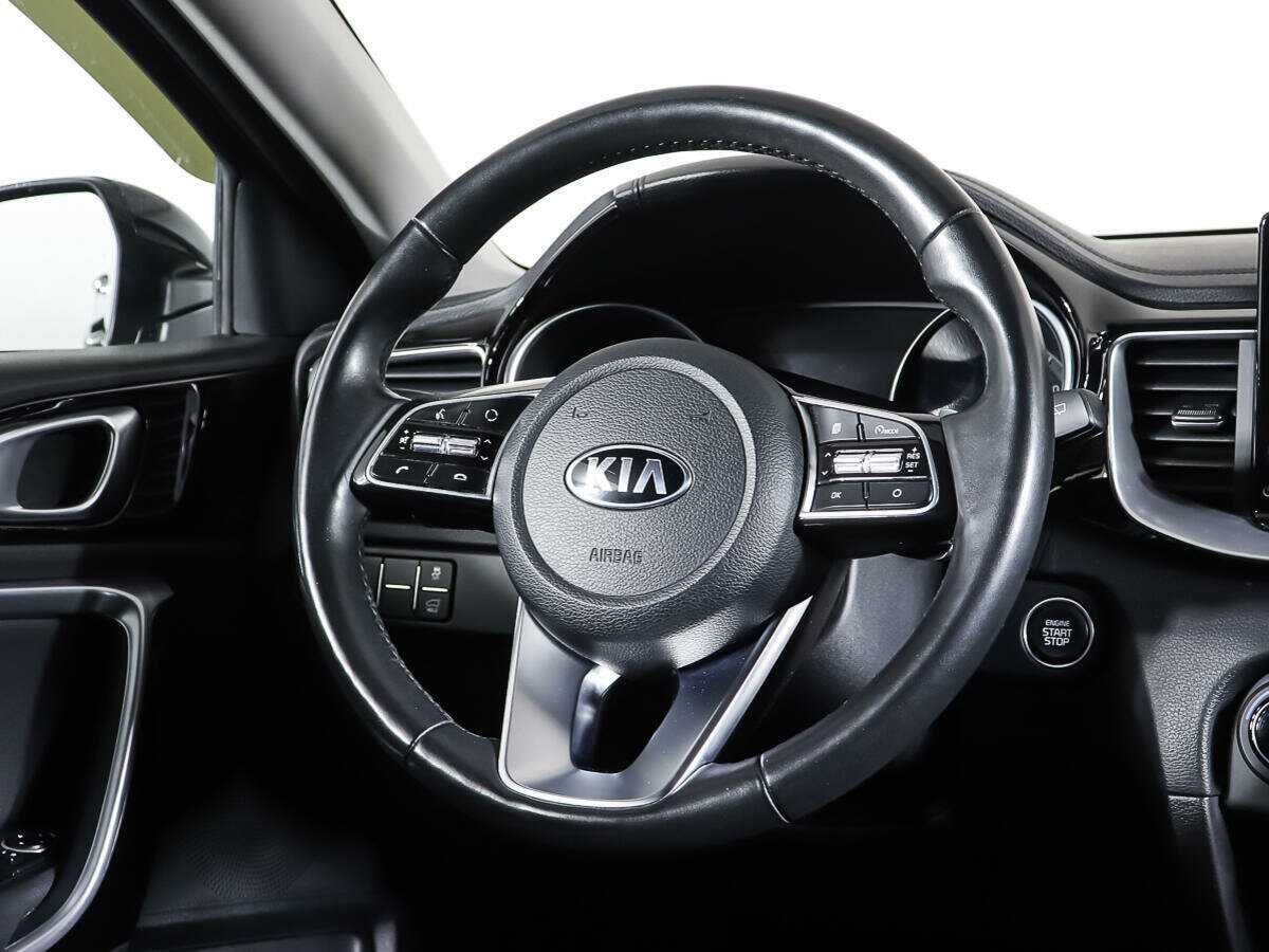 Kia XCeed с пробегом — 2020 год. Фото: #13