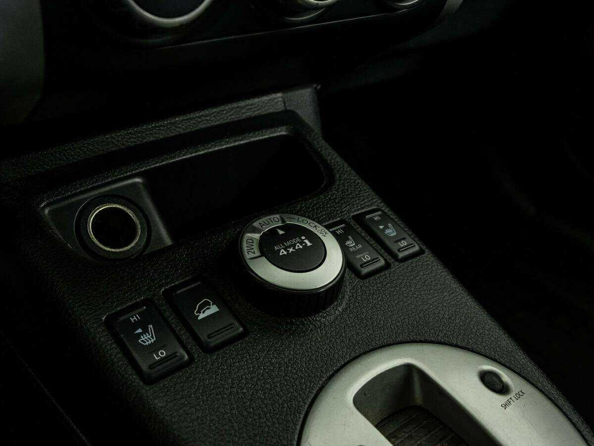 Nissan X-Trail с пробегом — 2012 год. Фото: #17
