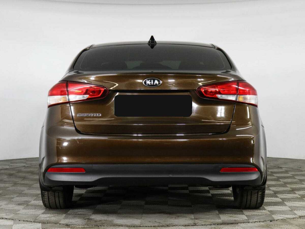 Kia Cerato с пробегом — 2017 год. Фото: #5