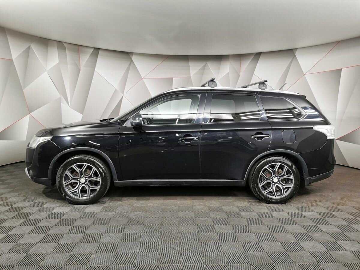 Mitsubishi Outlander с пробегом — 2014 год. Фото: #4